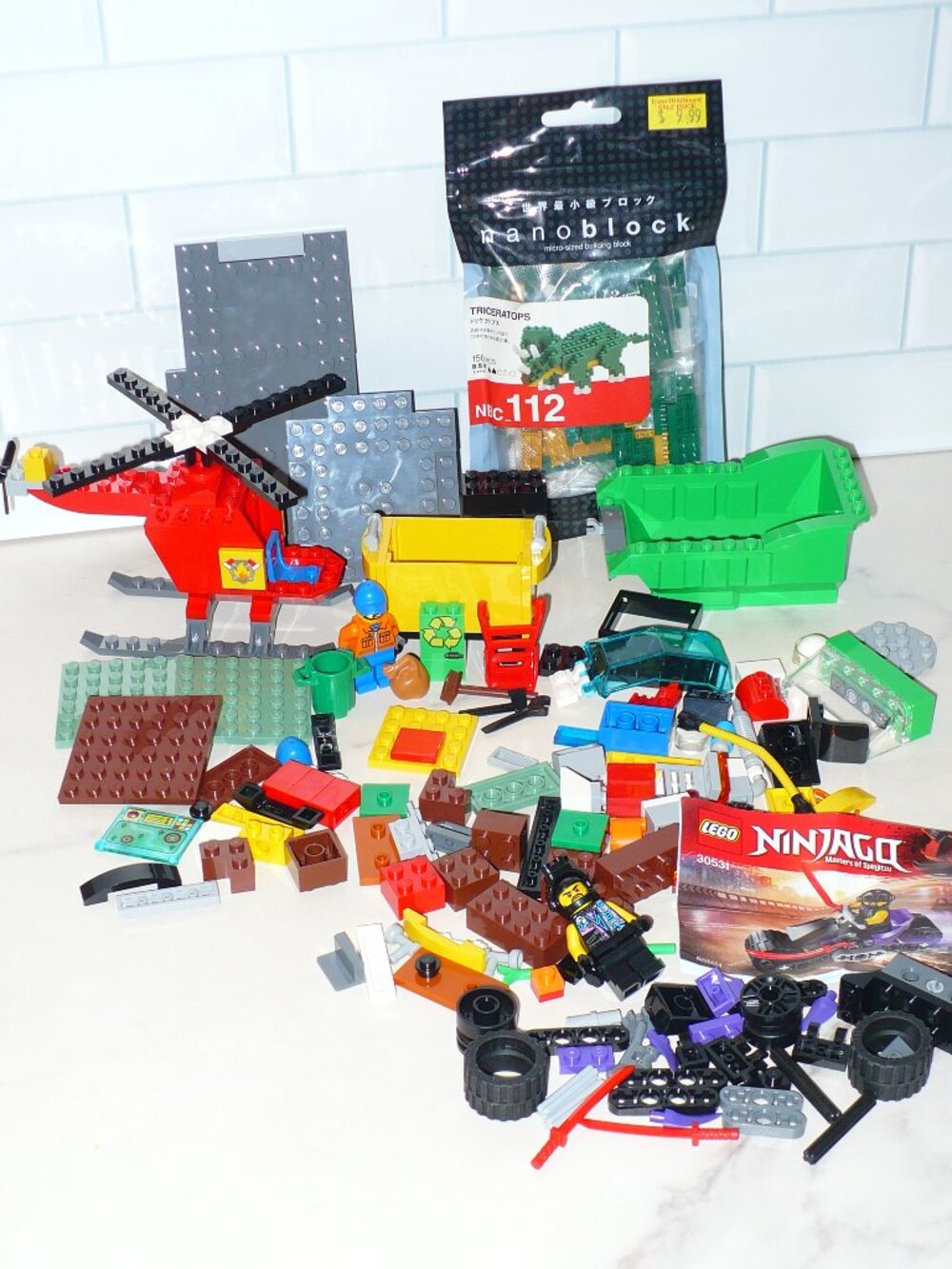 Lego Lot Nanoblocks Dinosaur and Ninjago ~ Parts and Pieces Lot Minifigures